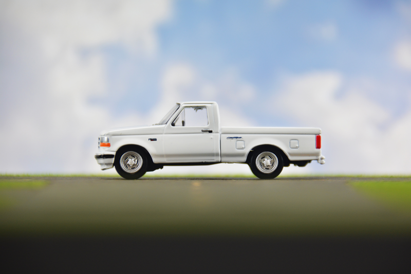 Illustration for article titled Truckin' Tuesday: Johnny Lightning 1993 Ford Lightning